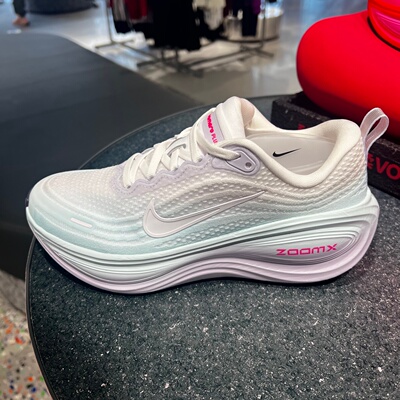 Nike耐克女鞋VOMERO PLUS超级迈柔运动耐磨缓震跑步鞋 IM6682-159