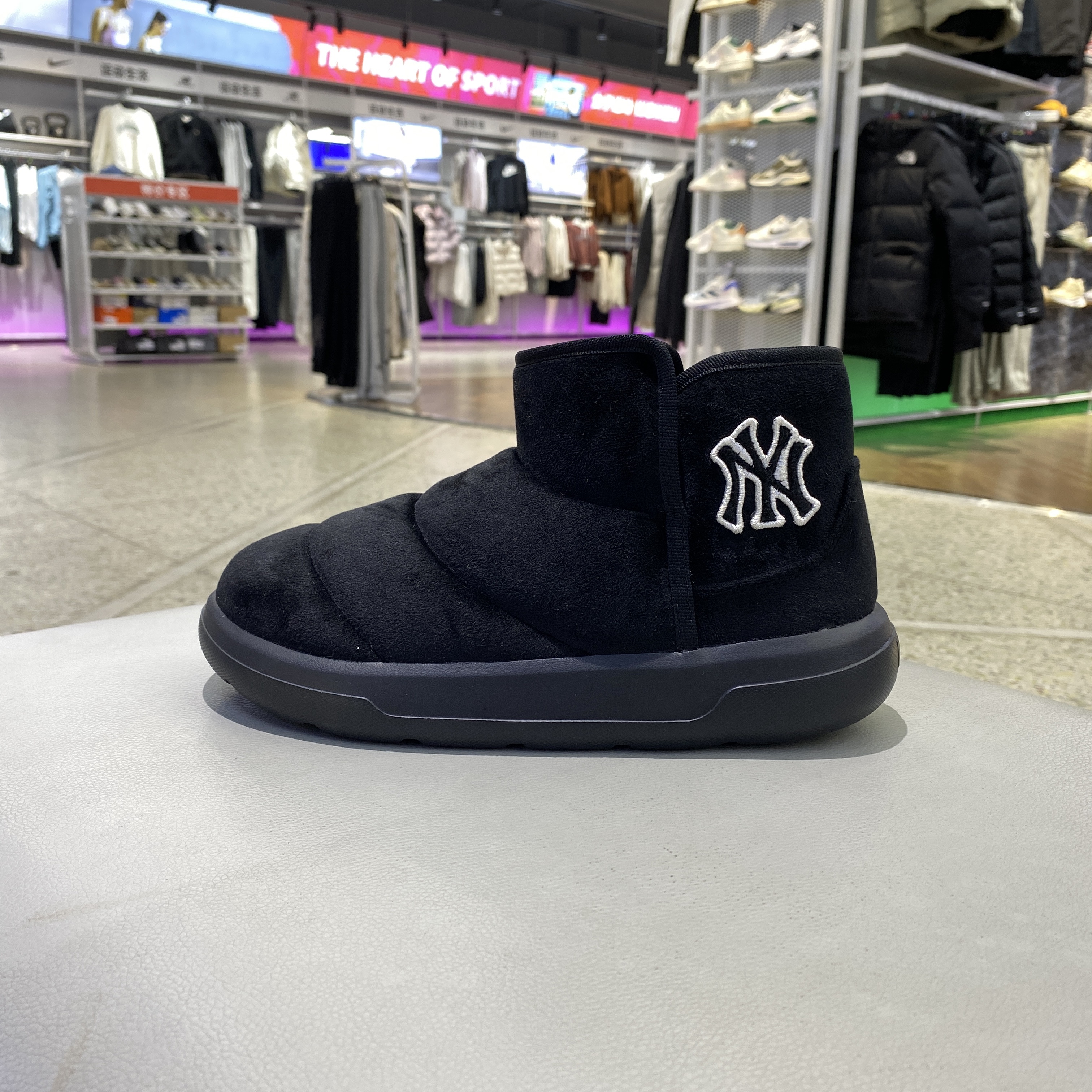 MLB男女鞋潮流时尚复古运动鞋轻便户外休闲鞋3AWBBCB46