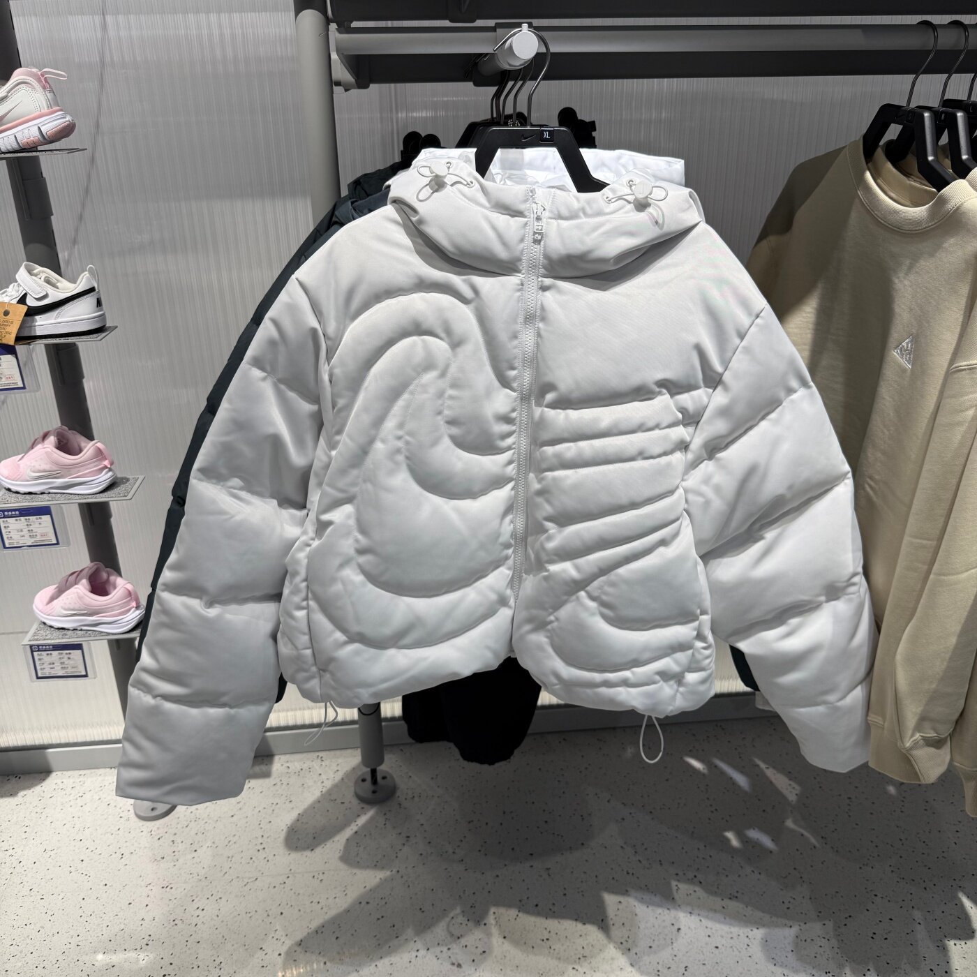 NIKE耐克女子羽绒服大勾子夹克25冬新款鸭绒连帽外套IB2006-121