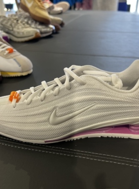 NIKE耐克女鞋Shox Z甜酷粉白撞色休闲耐磨气柱运动鞋 HQ7540-101