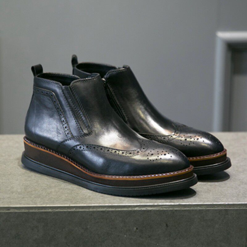 THICK-SOLED FLATFORM MARTIN BOOTS MENS HIGH-TOP LEATHER SHOES CARVED ZIPPER BOOTIES MENS LEATHER CHELSEA BOOTS MENS POINTED TOE