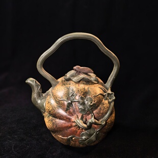 3.20G宜兴紫砂壶原矿段泥南瓜提梁壶630cc