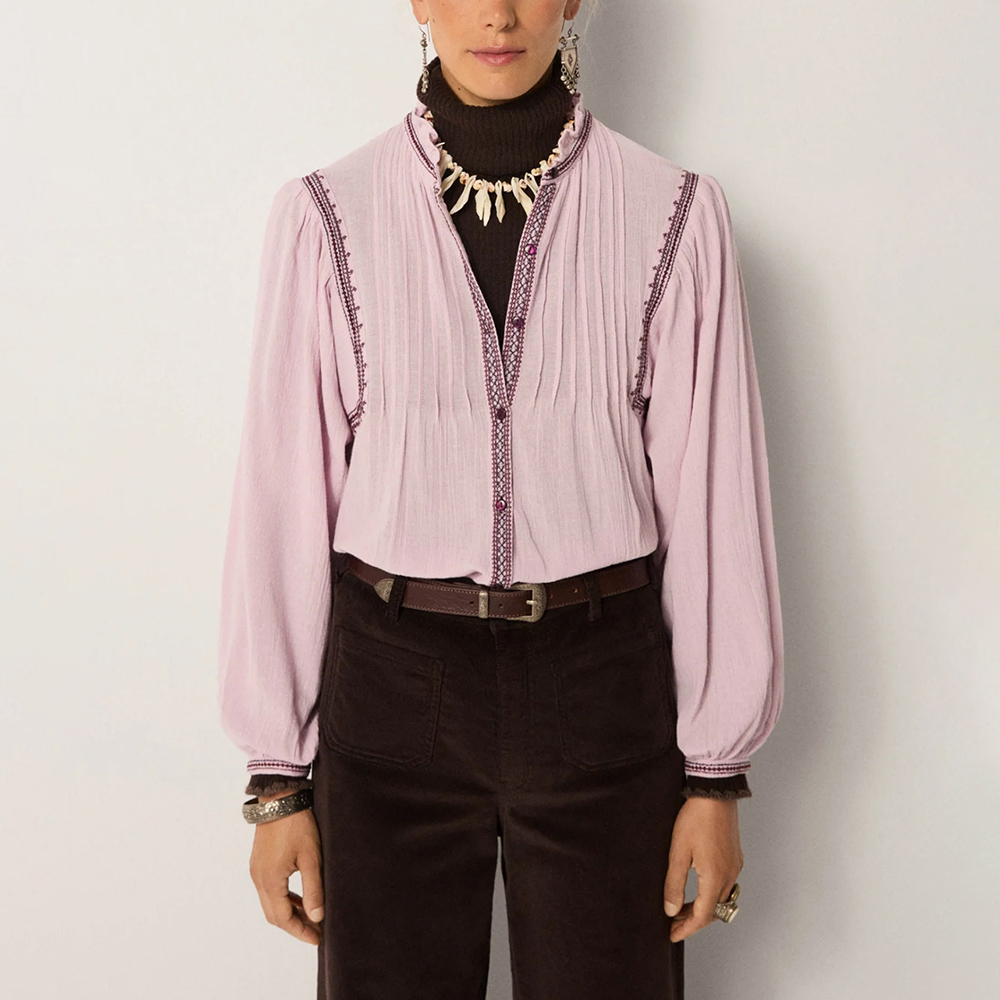 纯色木耳边立领刺绣灯笼袖衬衫