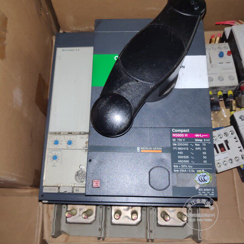 原装正品施耐德断路器+直接旋转手柄 NS800H 3P 固定式 Mic2.0