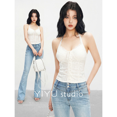 纯欲蕾丝挂脖背心牛仔裤套装