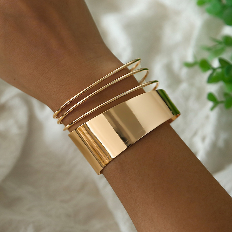 punk metal bracelet punk simple hyperbole hand ornaments手饰