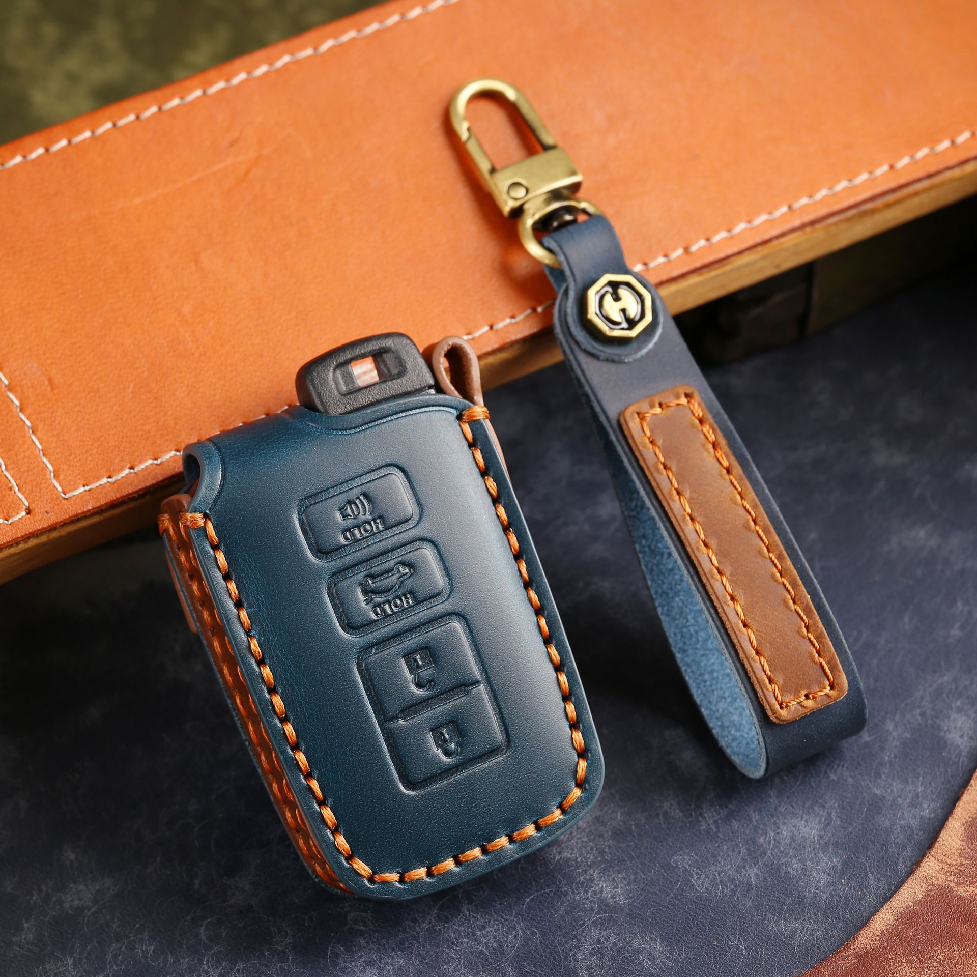 适用老款09-11款丰田凯美瑞皇冠兰德酷路泽陆巡钥匙包套扣真皮壳