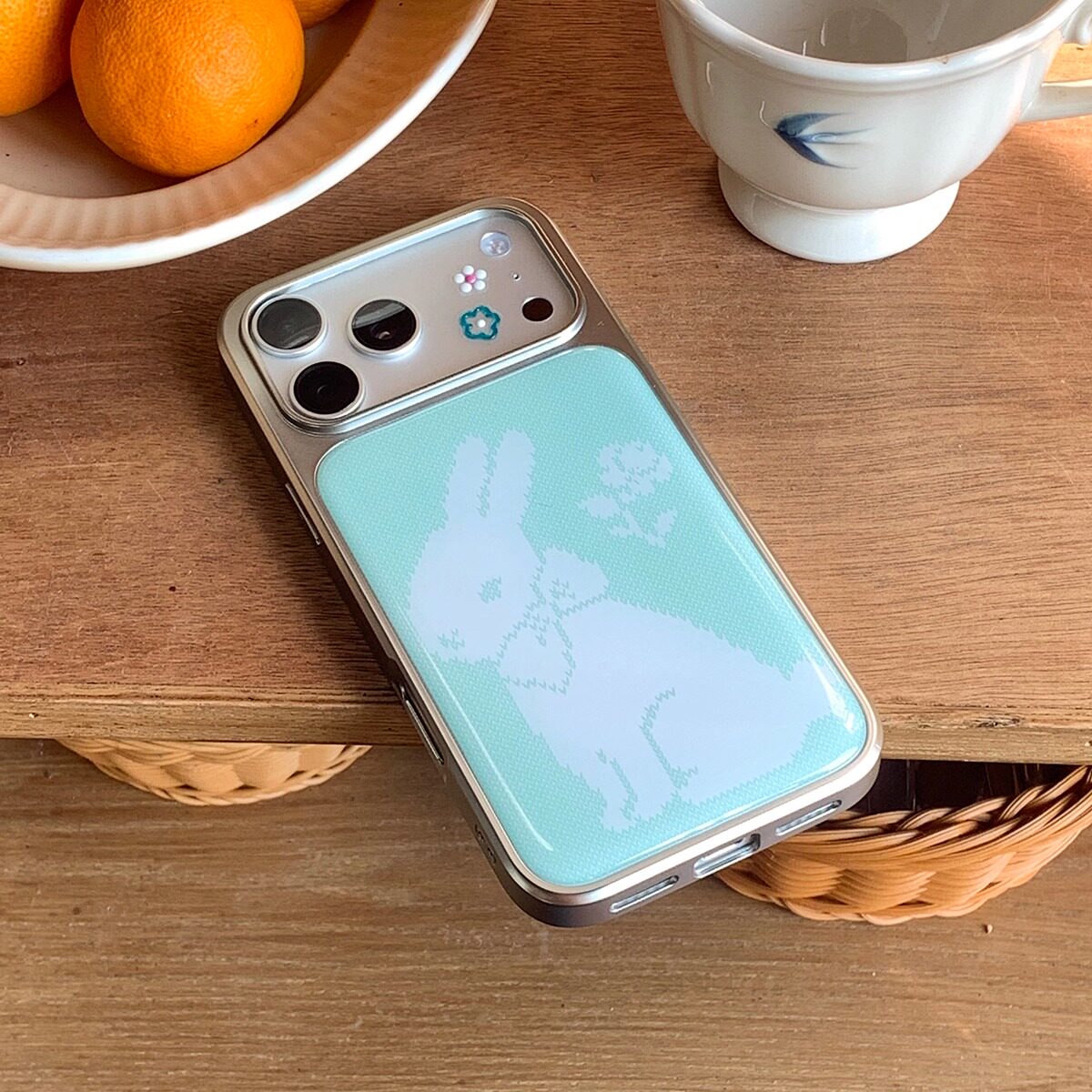 PANLINGWAN原创兔子薄荷绿毛线银框滴胶手机壳适用于苹果16/17PM,个性定制/设计服务/DIY,手机壳/保护套定制,淘宝优惠券,粉丝福利购,淘宝优惠卷