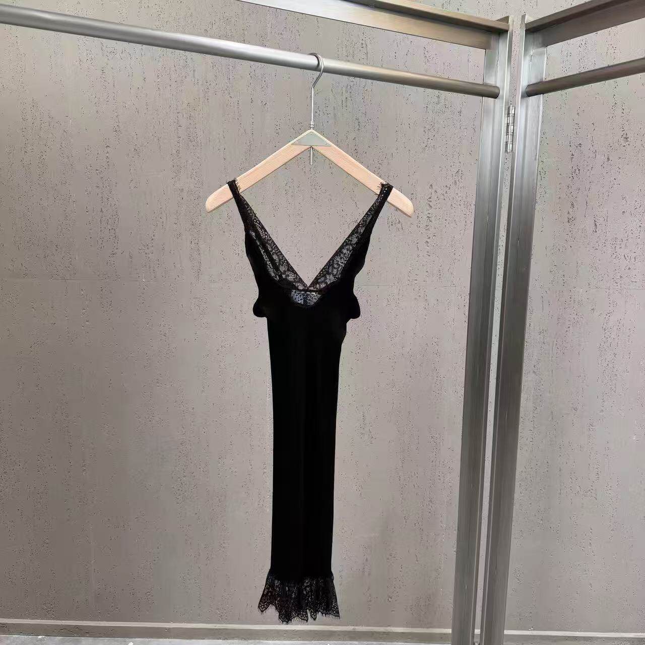 2026 Spring and summer Real shooting Women's wear The new Lay a foundation braces skirt sweet hottie pure desire Lace knitting Dress