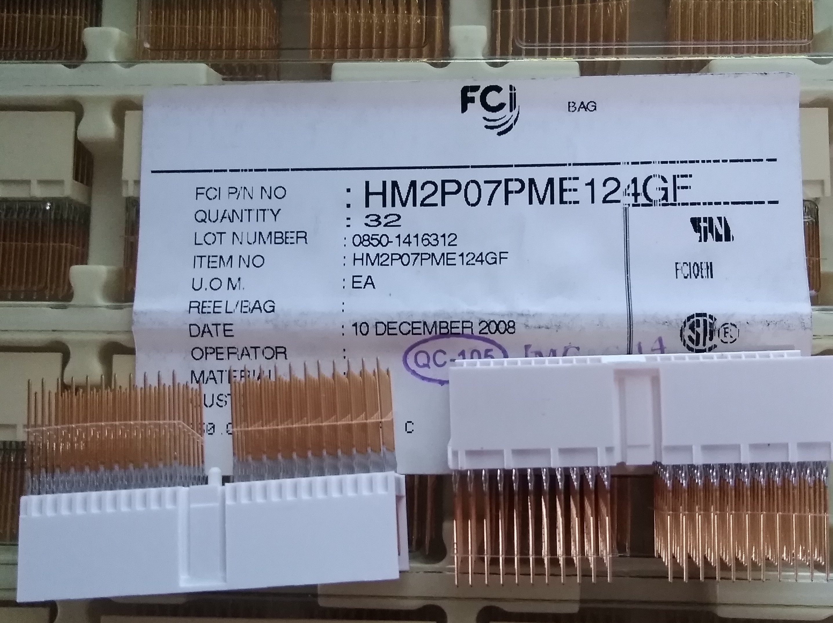 HM2P07PME124GF FCI 连接器 大功率 大电压原装  公司现货