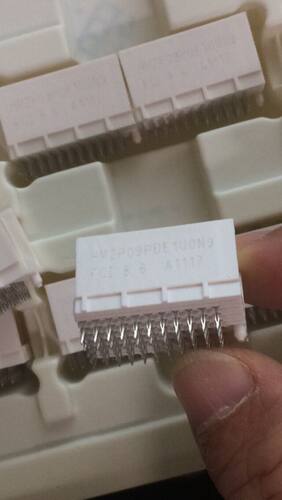 FCI连接器HM2P09PDE1U0N9LF 5排55Pin,2mm,双墙式背板-压接型接头