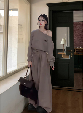 灰色休闲运动套装女装春季新款显瘦一字斜肩长袖上衣阔腿裤两件套