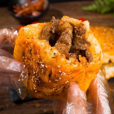 东北烧烤饼夹串佳木斯烧烤孜然麻辣味烤饼烤牛肉串饼夹肉5套包邮