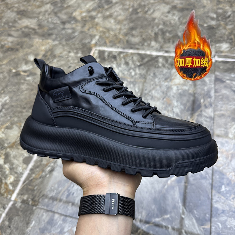 2025新款真皮时尚休闲鞋加绒棉鞋