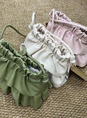 NN | ins小众设计法式甜美温柔荷叶边手提花瓣休闲水桶包女斜挎包