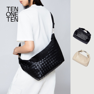 TEN ONE TEN 田文田一包三用手提斜挎单肩腋下白色编织电脑饺子包