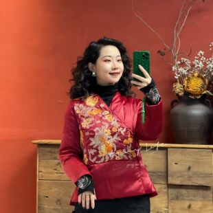 羊在在民族风新中式高端国风90白鸭绒服外套刺绣羽绒服短款1152