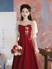 新娘订婚中长款礼服2025年新款网纱方领大气红色回门小个子连衣裙