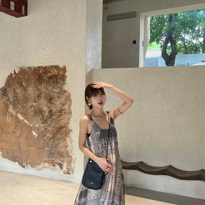 UMA SONG-26夏上新波西米亚风印花飘逸吊带裙连衣裙L60392