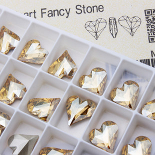 施家水钻4809尖底歪桃心13*12MM001（GSHA)金色魅影爱心款美甲钻