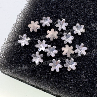 东洲水晶K9迷你白色小雪花 美甲饰品钻 穿截甲堆钻5MM 指甲粘钻