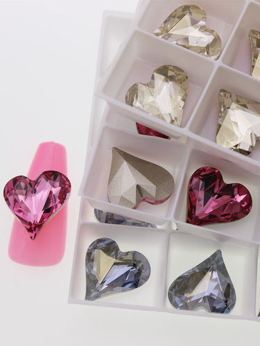 施钻4809大号歪心美甲饰品华子钻