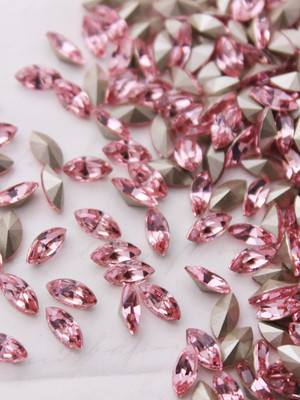 施家钻4228尖底马眼223浅粉华子