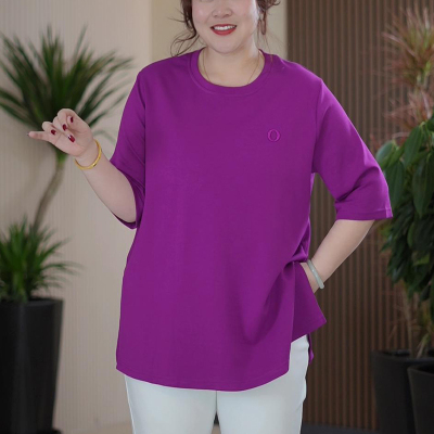 软糯Q弹显瘦刺绣简约侧开叉T恤女