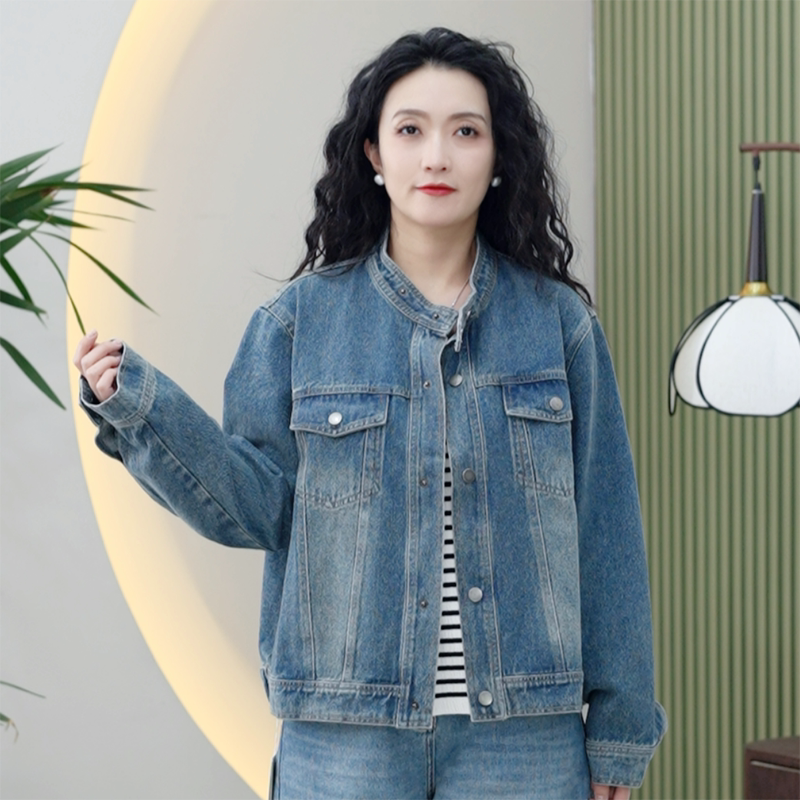 立领牛仔外套水洗渐变蓝利落有型筋骨感大码做旧春季短款夹克女潮