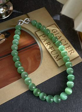 薄荷绿人造猫眼串珠项链