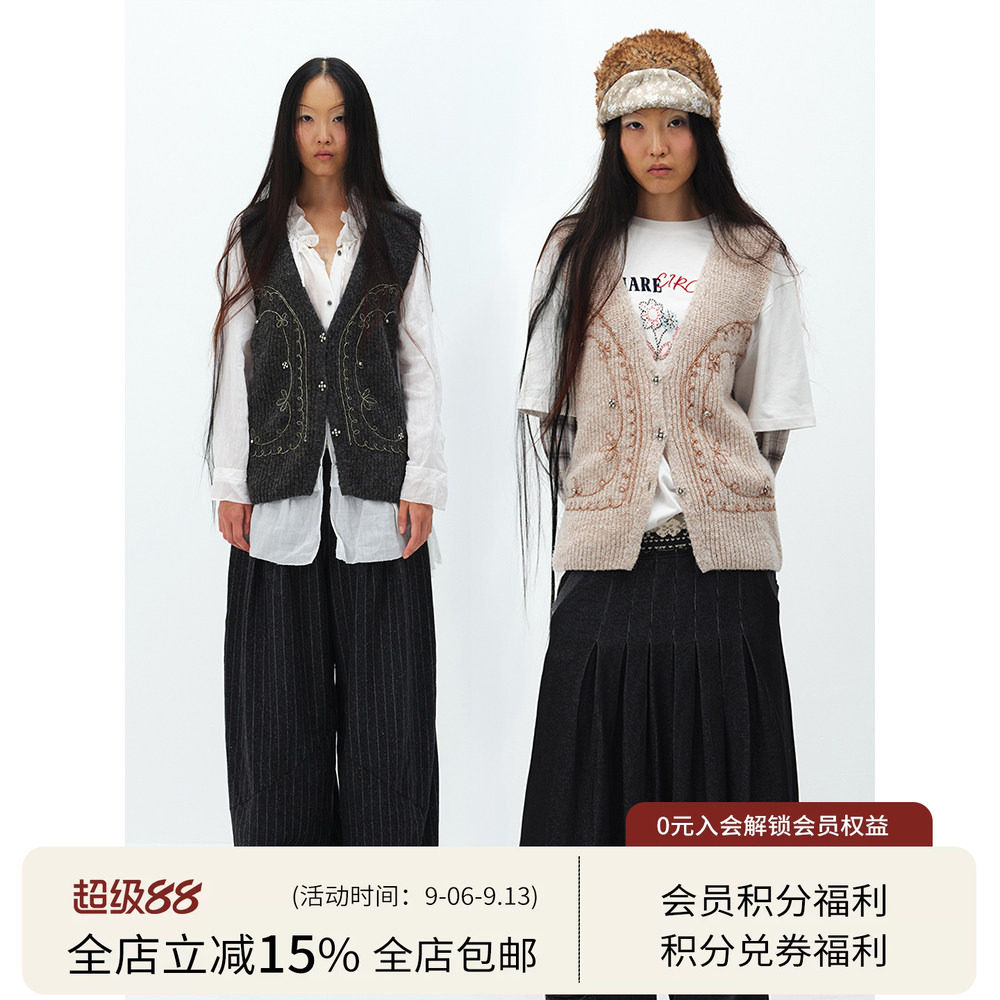 SQUARE CIRCLE 方圆艺术感立体线条串珠刺绣针织叠搭毛衣马甲图片