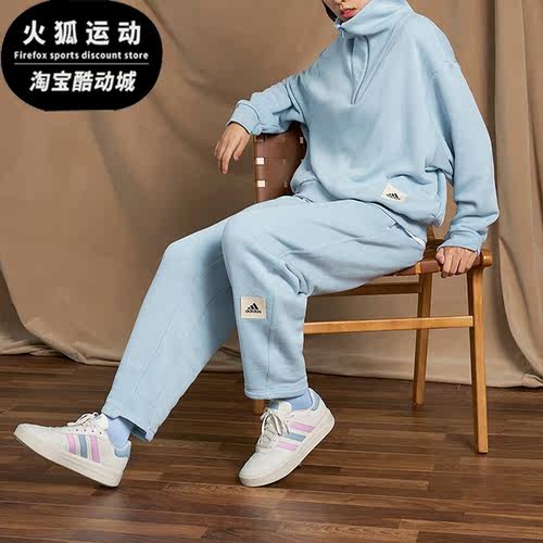 Adidas/阿迪达斯女士低帮板鞋