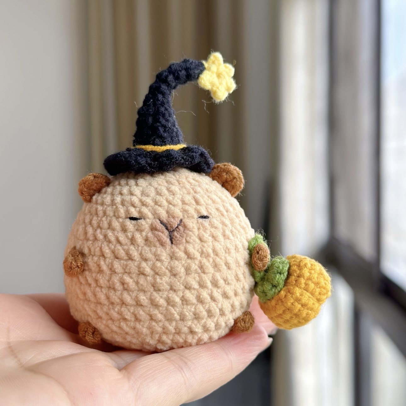 DIY手工钩针毛线万圣节卡皮巴拉玩偶钩织挂件钥匙扣包挂装饰节日,服饰配件/皮带/帽子/围巾,DIY编织材料包,淘宝优惠券,粉丝福利购,淘宝优惠卷