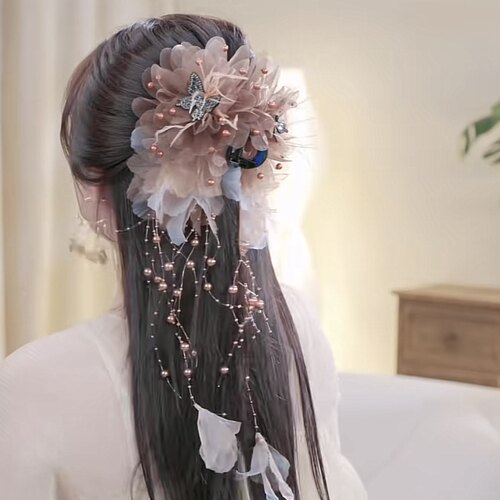 美拉德超仙蝴蝶流苏珠珠抓夹女高级感2025新款大号显发量多鲨鱼夹