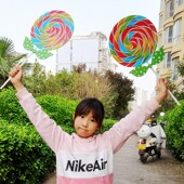 国庆幼儿园早操彩虹棒棒糖亲子活动运动会入场手拿跳舞花舞蹈道具