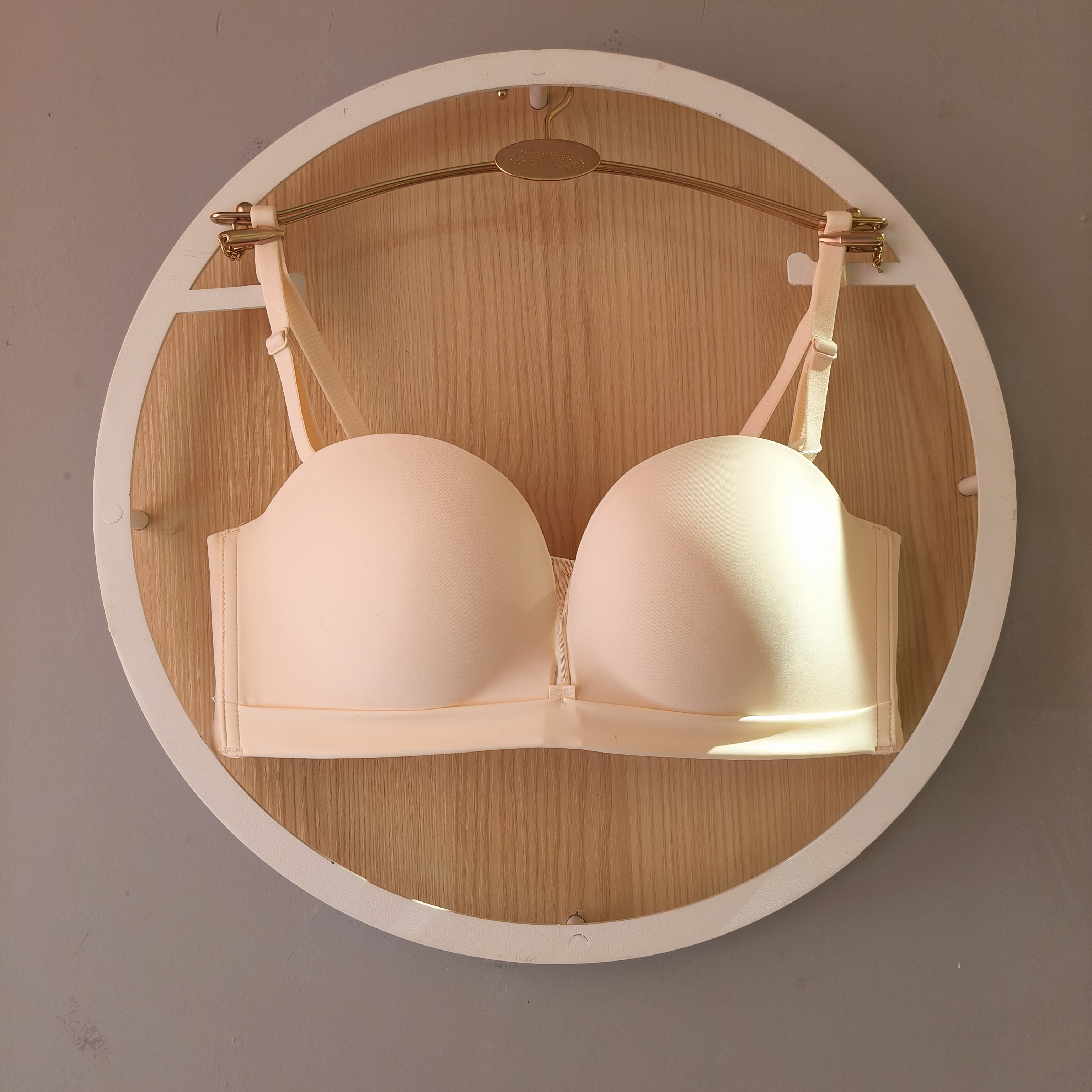 无痕文胸隐形性感可拆卸肩带聚拢