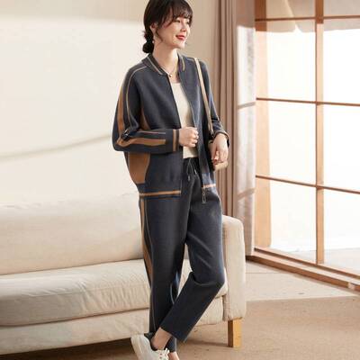 新品妈妈春装时尚休闲运动服2025新款洋气中老年女针织外套两件套