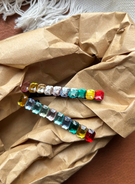 5yi Studuio发梢上的7彩水晶发夹