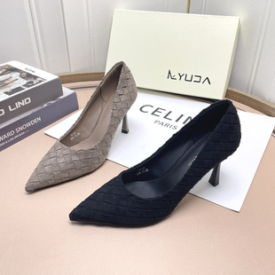 裕达2025秋新款高跟鞋女气质高级不累脚尖头浅口绒面轻奢细跟女鞋
