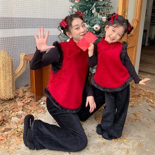 亲子装冬季2026新年款母女母子国风拜年服呢子马甲宝宝唐装马甲套