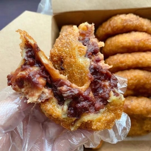 东北特产油炸糕老式豆沙馅炸糕油炸糍粑特色小吃糖果子传统油炸糕