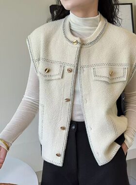 韩系拼色圆领明线毛呢马甲女2026秋冬新款气质针织开衫马夹