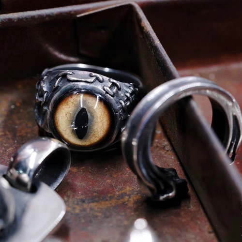 渡鸦专属手工镶嵌义眼恶魔银戒指