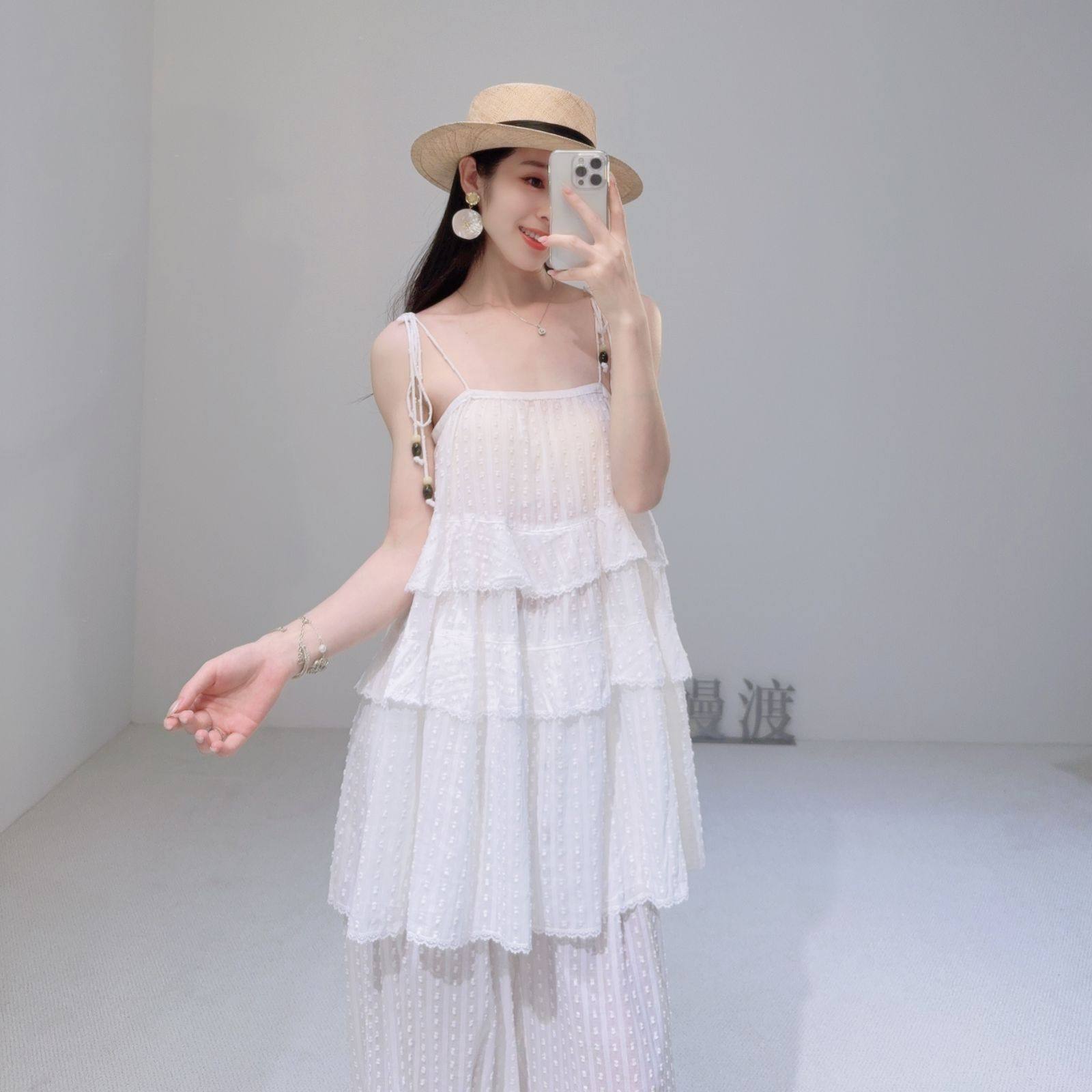 嫚渡春夏季2025新款休闲百搭白色荷叶边100%棉女款吊带上衣,女装/女士精品,连衣裙,淘宝优惠券,粉丝福利购,淘宝优惠卷