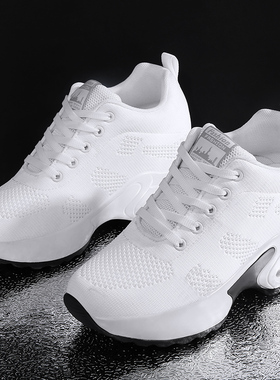 秋冬新款内增高女网面运动跳操鞋透气小白鞋休闲厚底广场鬼步舞鞋