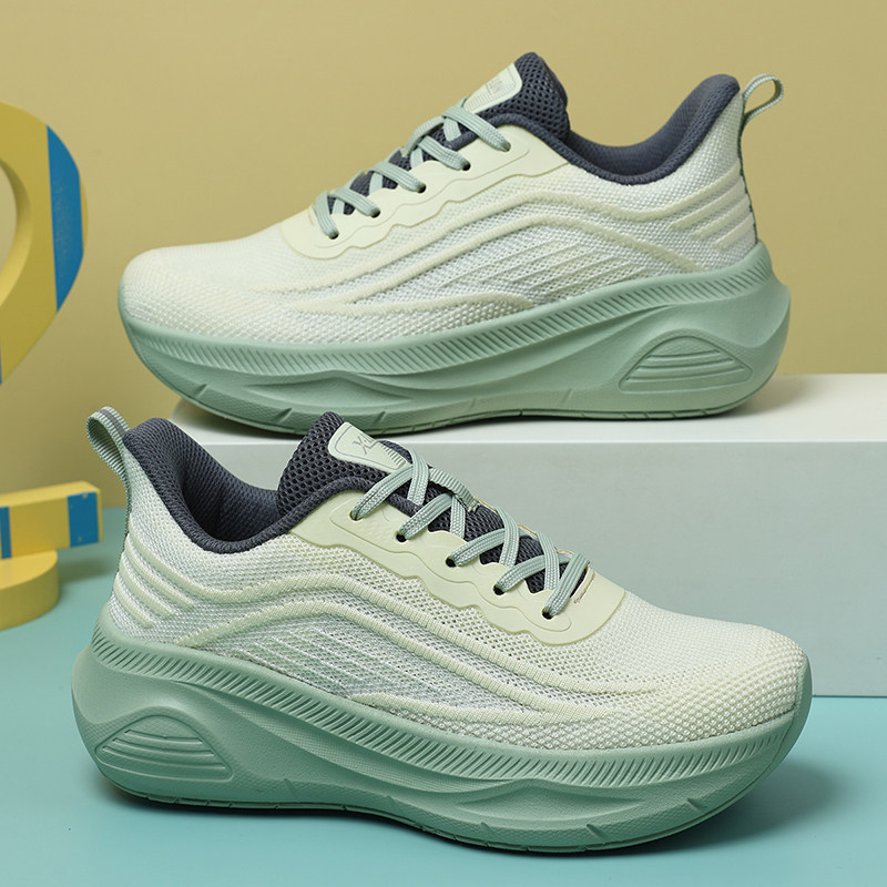 春夏轻便透气减震回弹运动鞋男女厚底网布跑步鞋软底跳舞跳操鞋黑