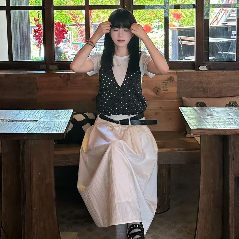 夏日穿搭松弛感韩系波点马甲上衣叠穿白色短袖t恤半身裙子套装女
