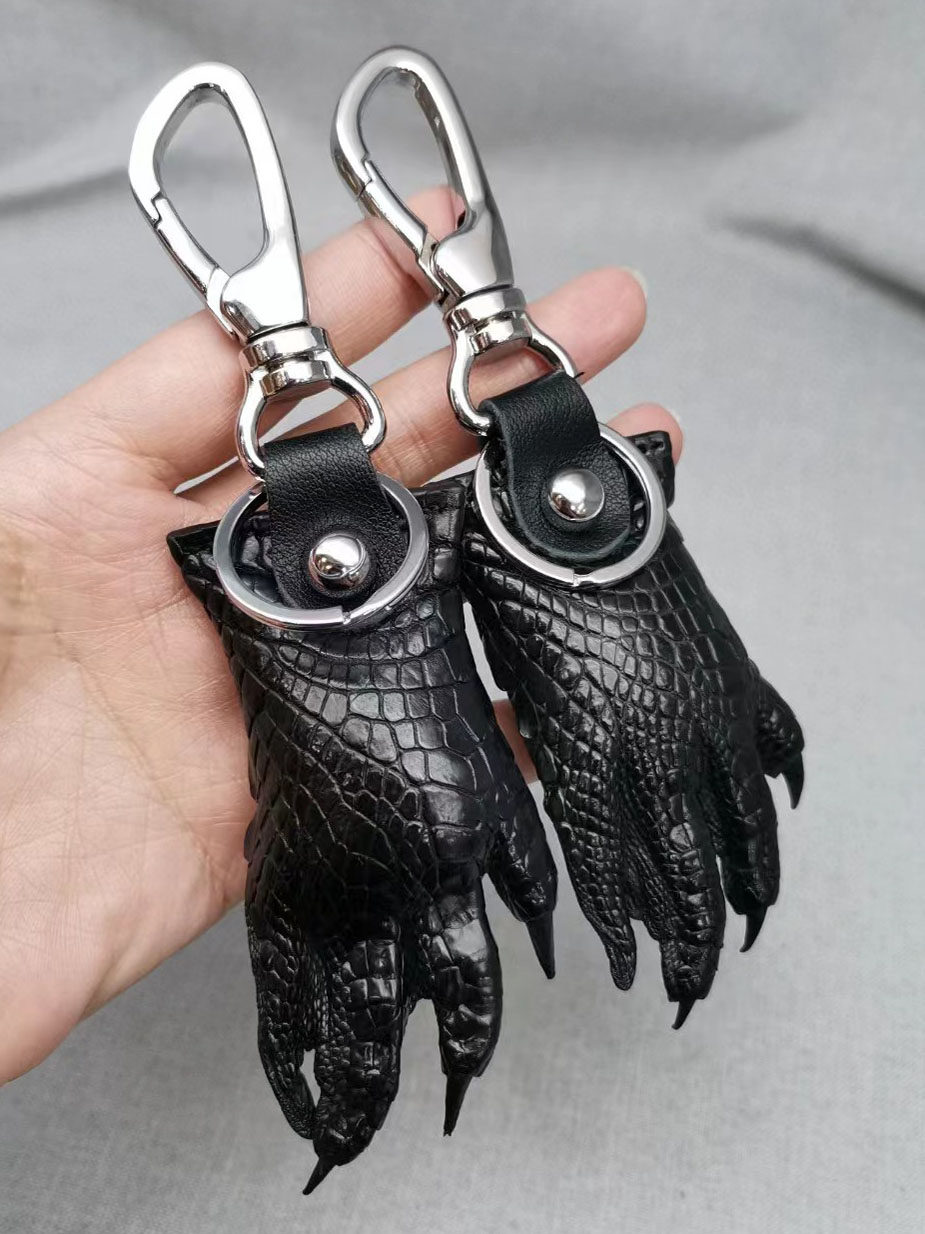 黑色鳄鱼爪钥匙扣车钥匙包包招抓财聚财五爪招财爪
