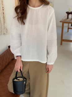 长袖 女装 衬衫 简约宽松版 子百褶611 2026春装 型圆领刺绣上衣袖 新款