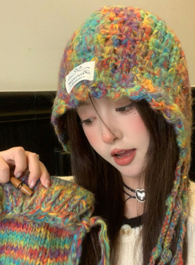 混彩色流苏辫子帽防寒保暖